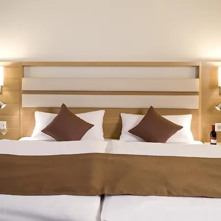 Goldener Knopf Hotel 4*