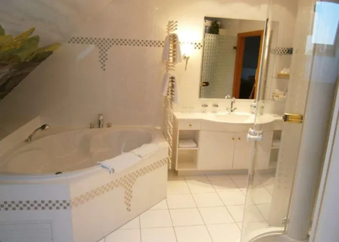 Goldener Knopf Hotel