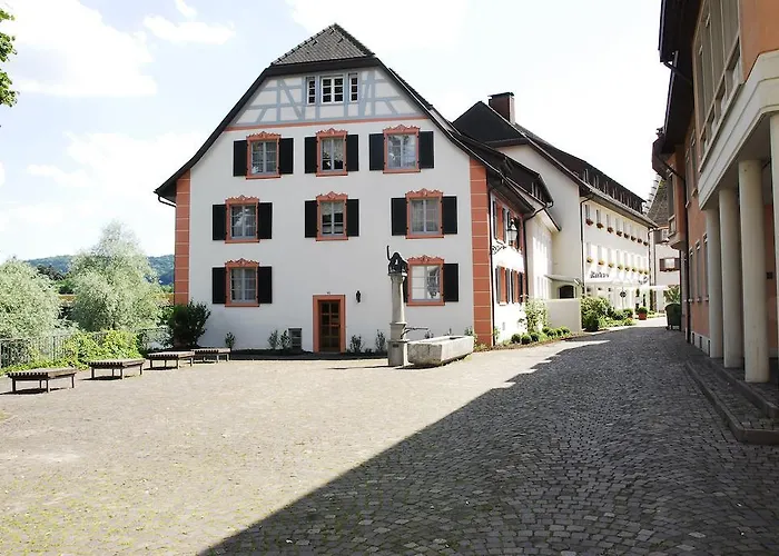Goldener Knopf Hotel