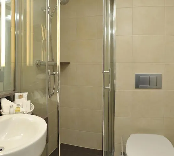 Hotel Goldener Knopf 4*